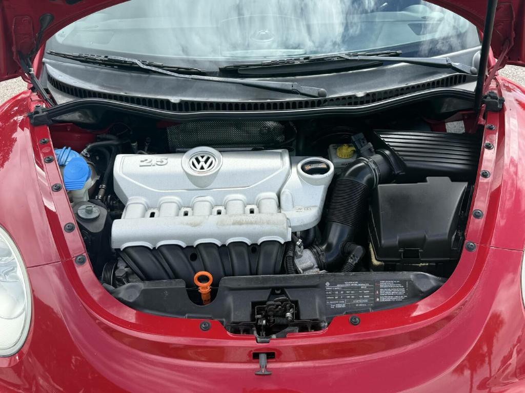2009 Volkswagen Beetle Image 34