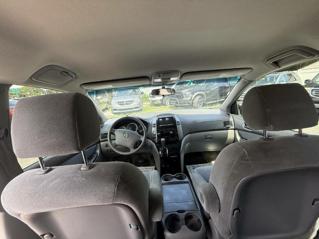 2007 Toyota Sienna Image 36