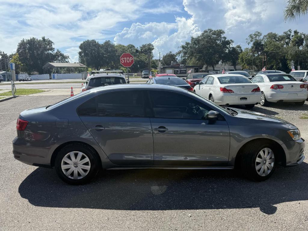 2015 Volkswagen Jetta Image 18