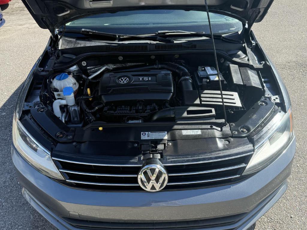 2015 Volkswagen Jetta Image 24