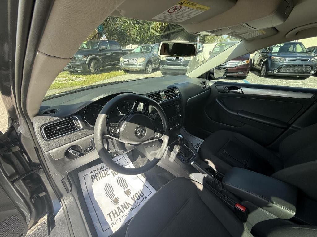 2015 Volkswagen Jetta Image 29