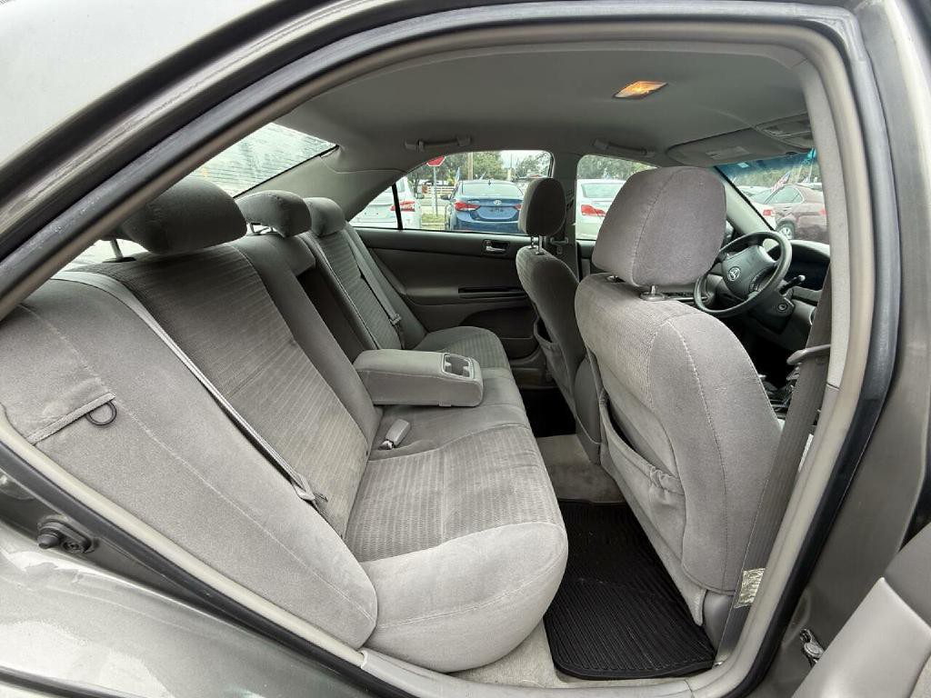 2005 Toyota Camry Image 8