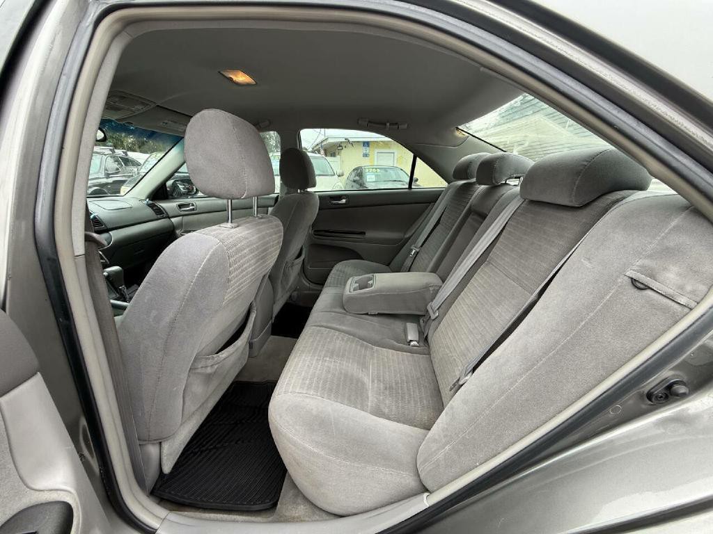 2005 Toyota Camry Image 14