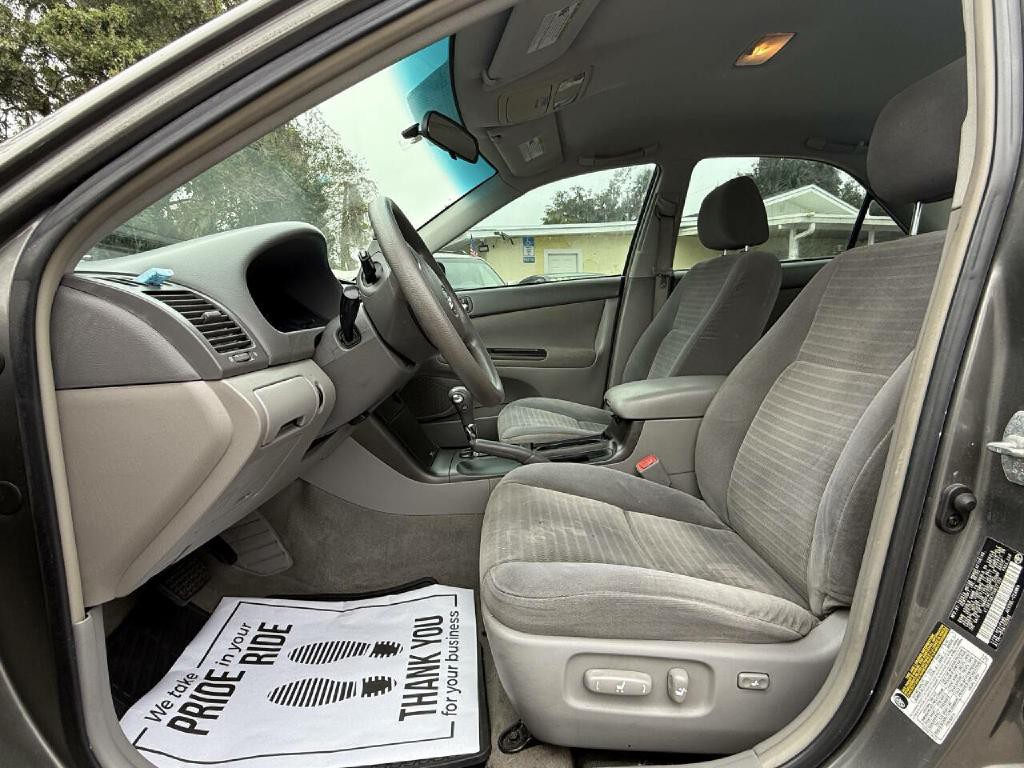 2005 Toyota Camry Image 26