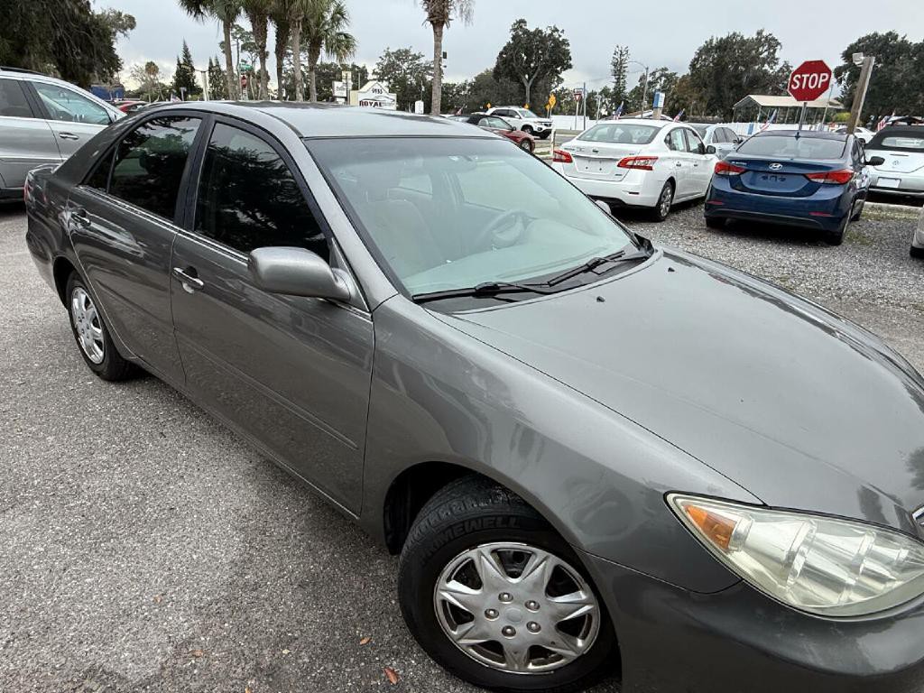 2005 Toyota Camry Image 32