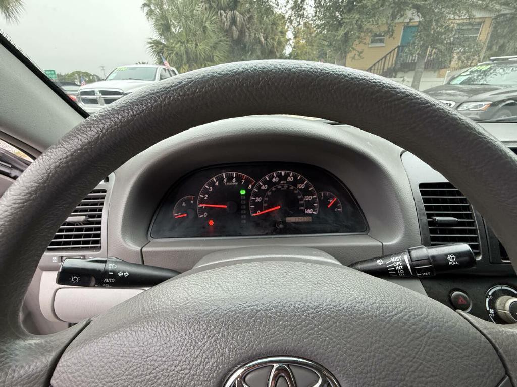 2005 Toyota Camry Image 35
