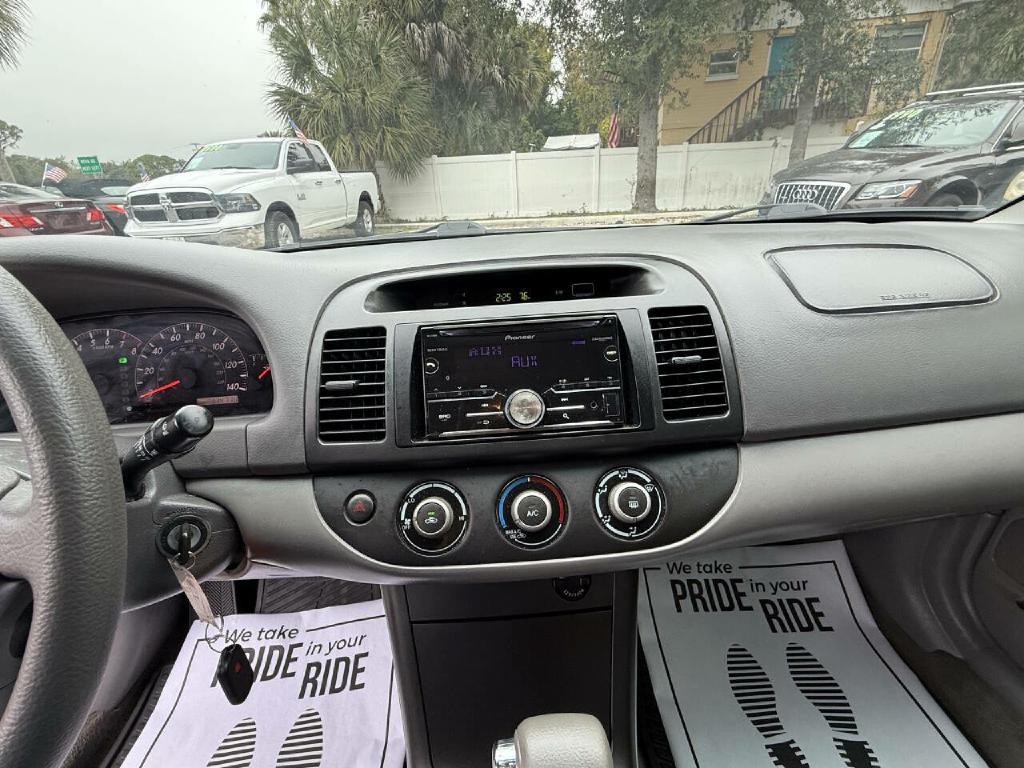 2005 Toyota Camry Image 38