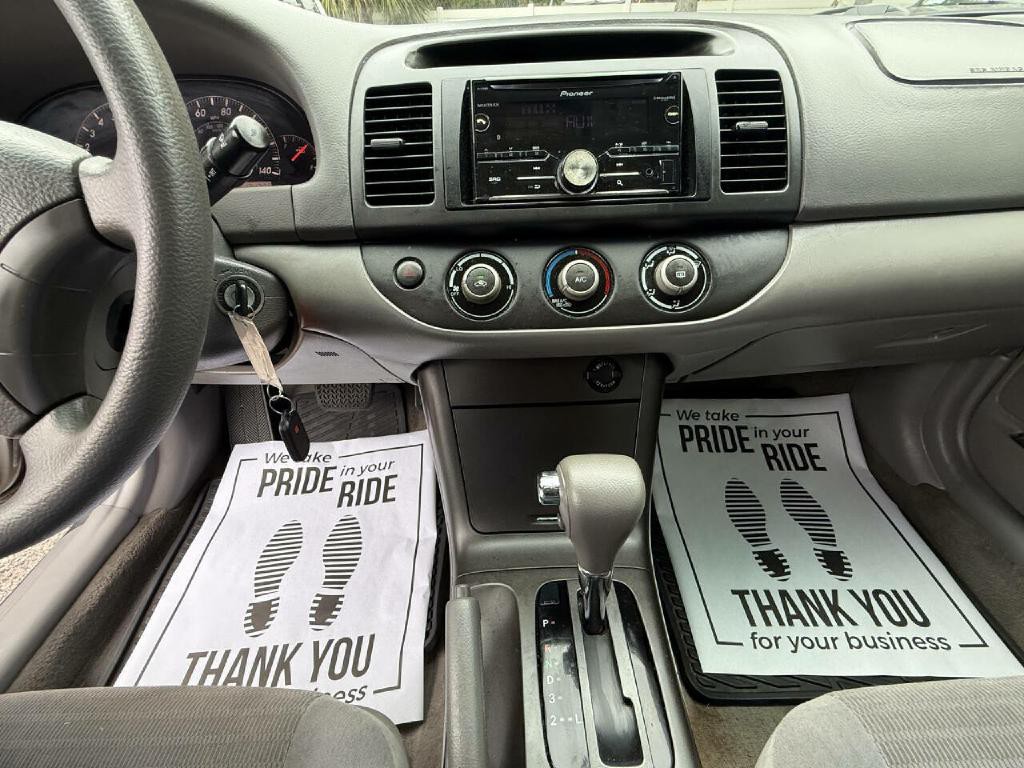 2005 Toyota Camry Image 39