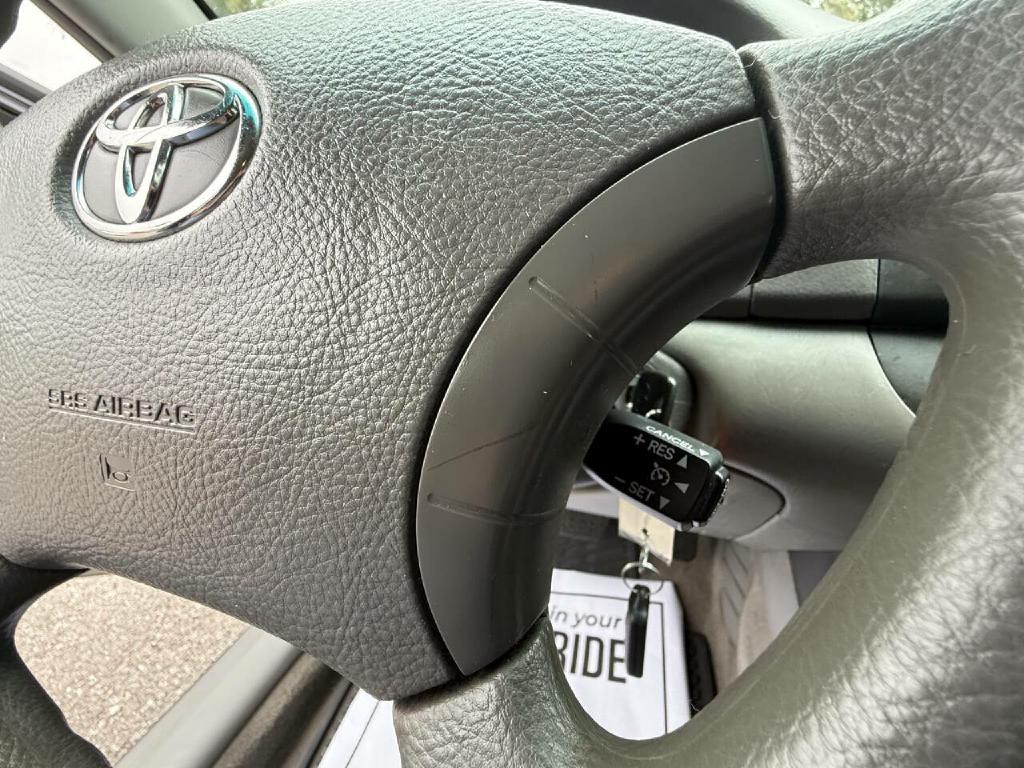 2005 Toyota Camry Image 42