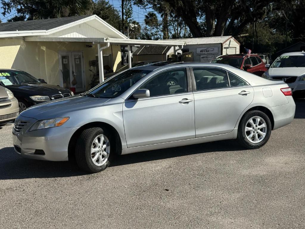 2007 Toyota Camry Image 2