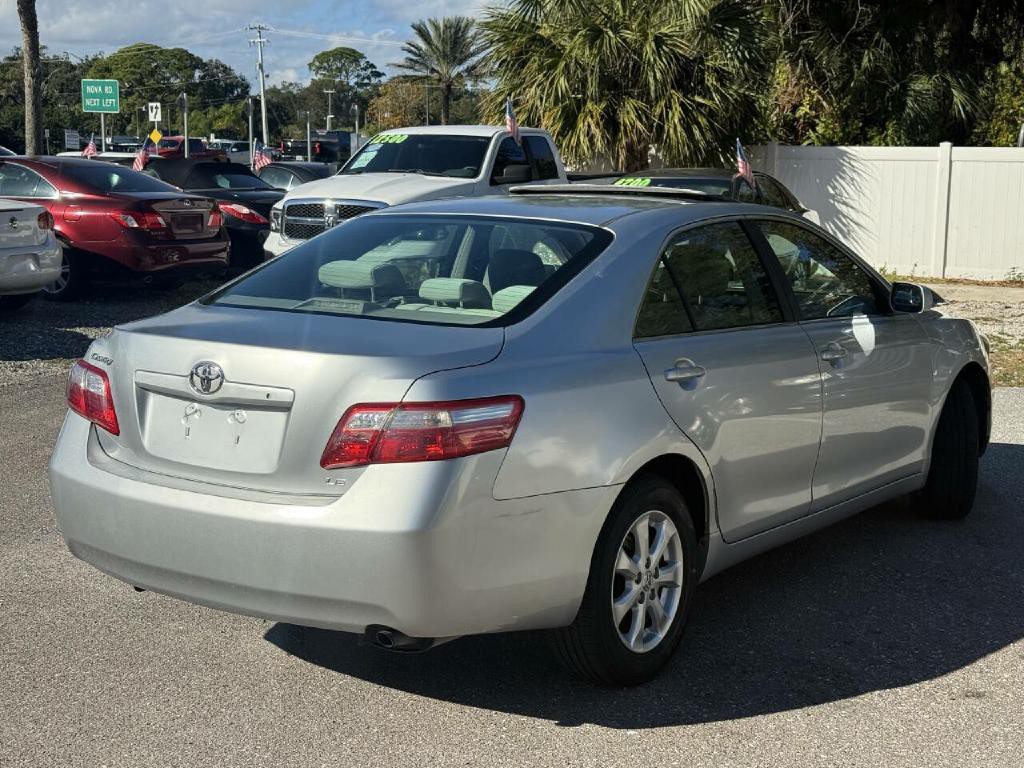 2007 Toyota Camry Image 4