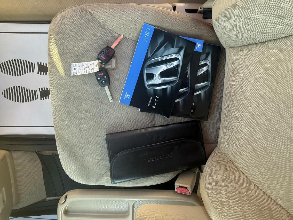 2006 Honda CR-V Image 32