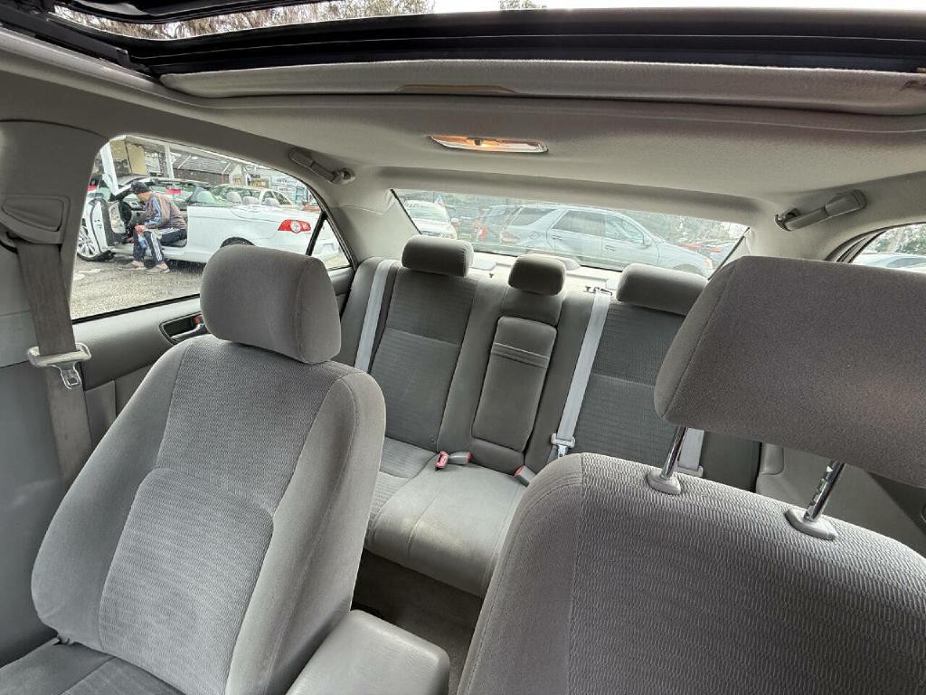 2005 Toyota Camry Image 12