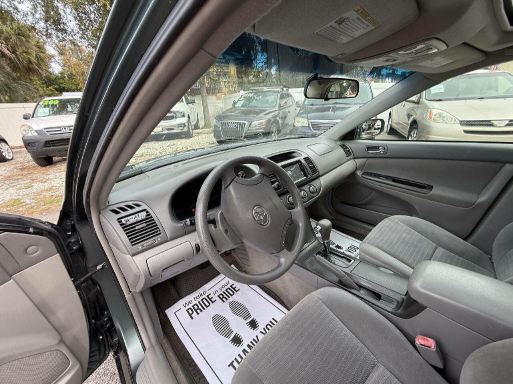 2005 Toyota Camry Image 14