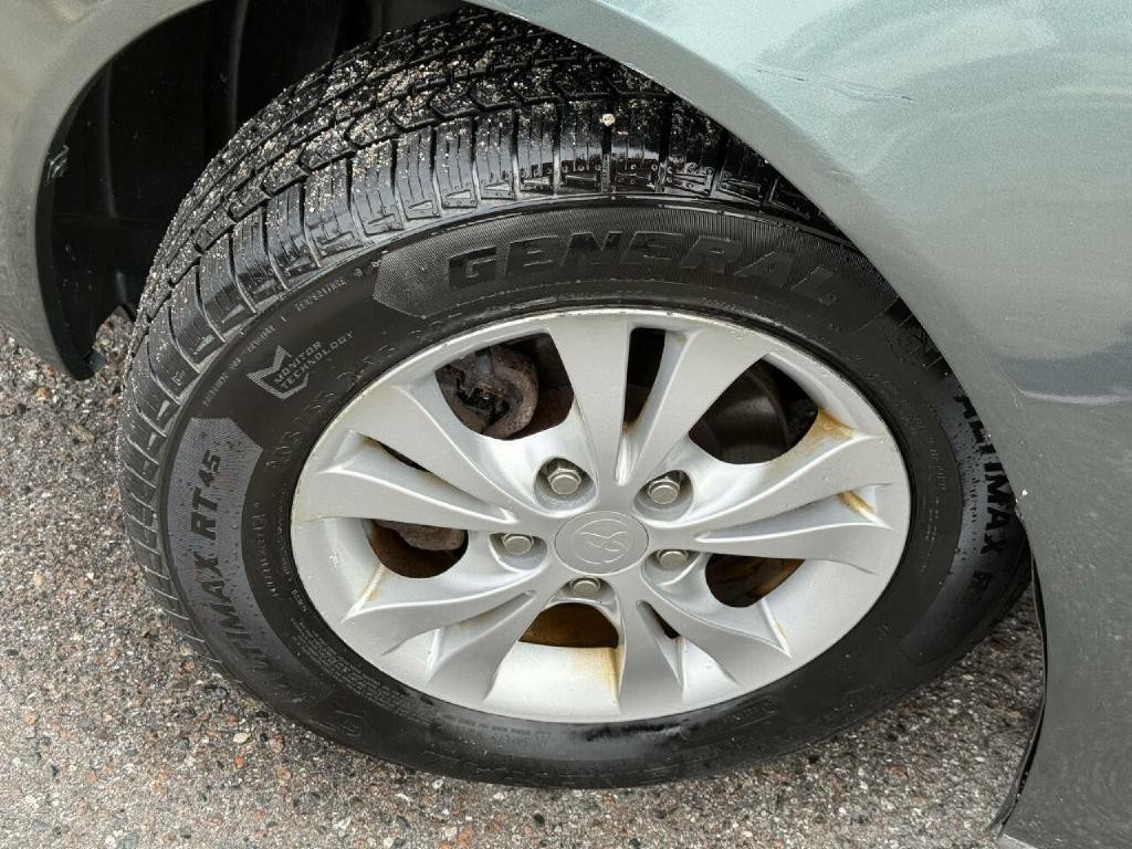 2005 Toyota Camry Image 18