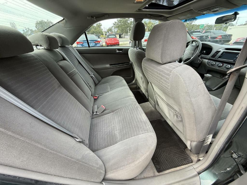 2005 Toyota Camry Image 20