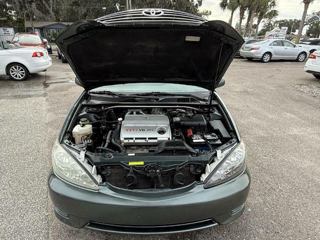 2005 Toyota Camry Image 22