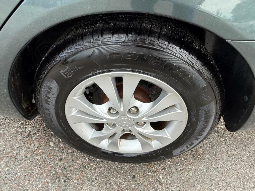 2005 Toyota Camry Image 36