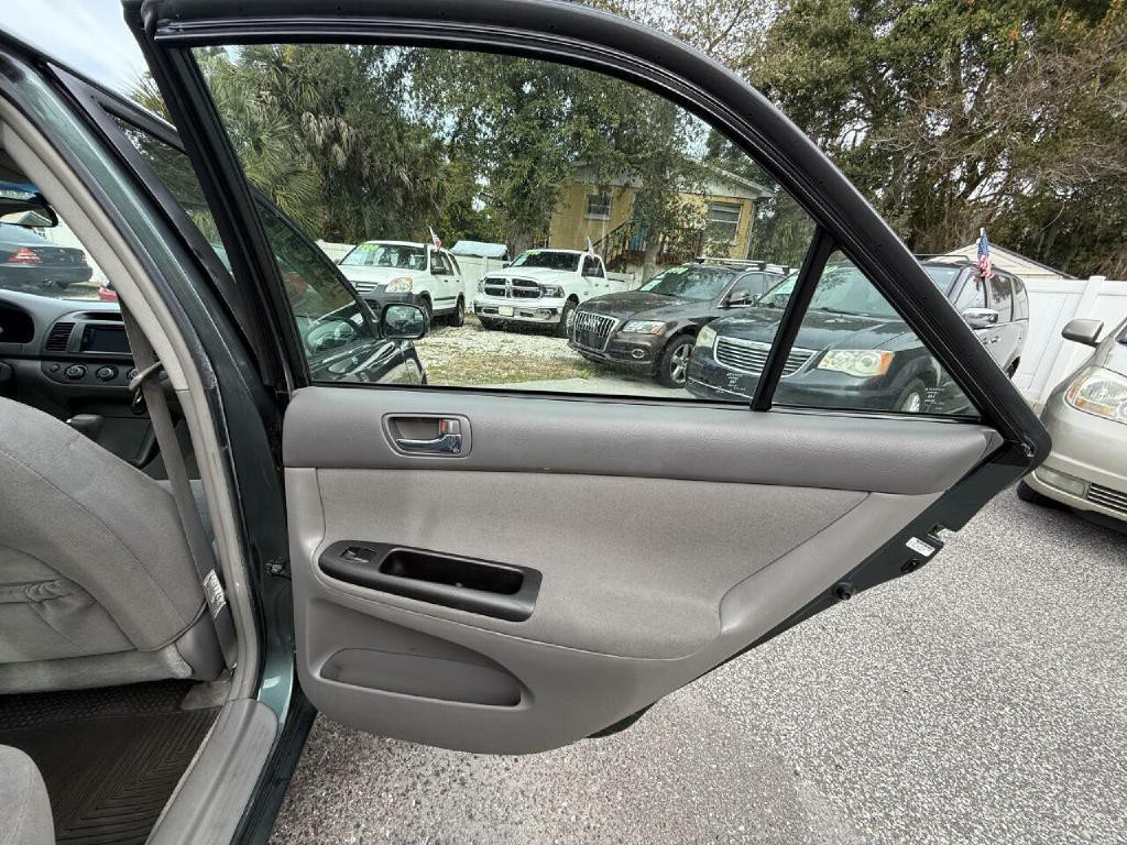 2005 Toyota Camry Image 41