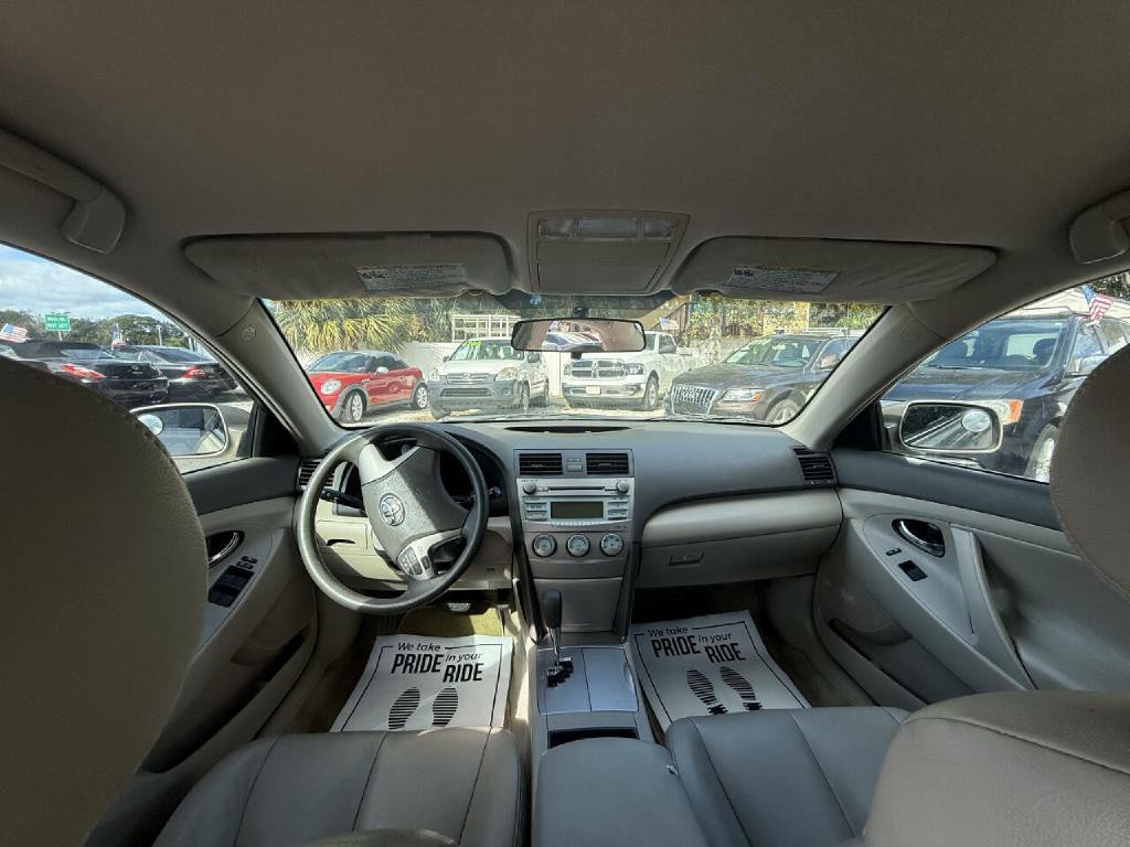 2007 Toyota Camry Image 12