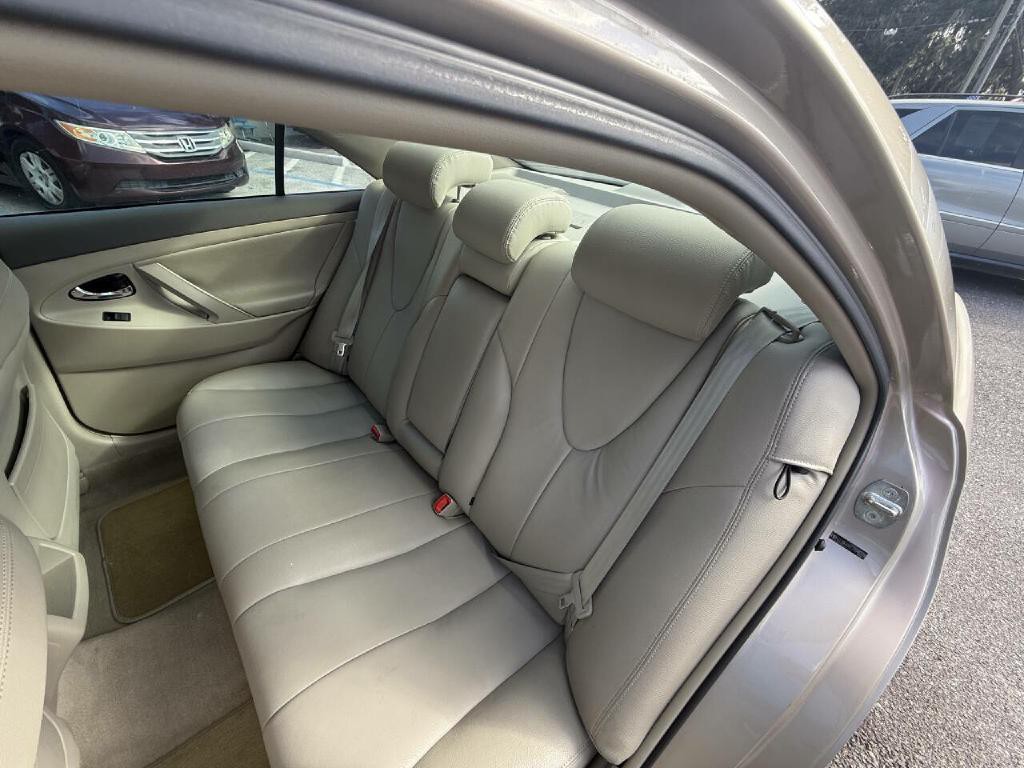 2007 Toyota Camry Image 16