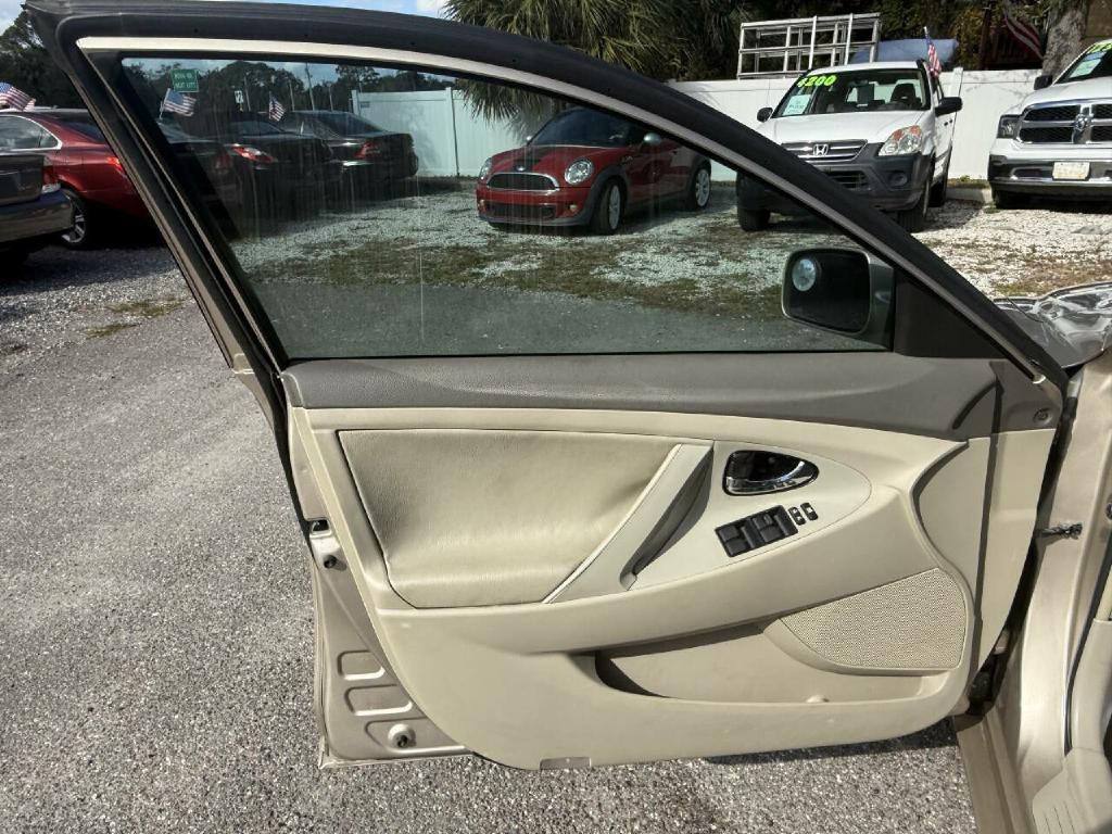 2007 Toyota Camry Image 26