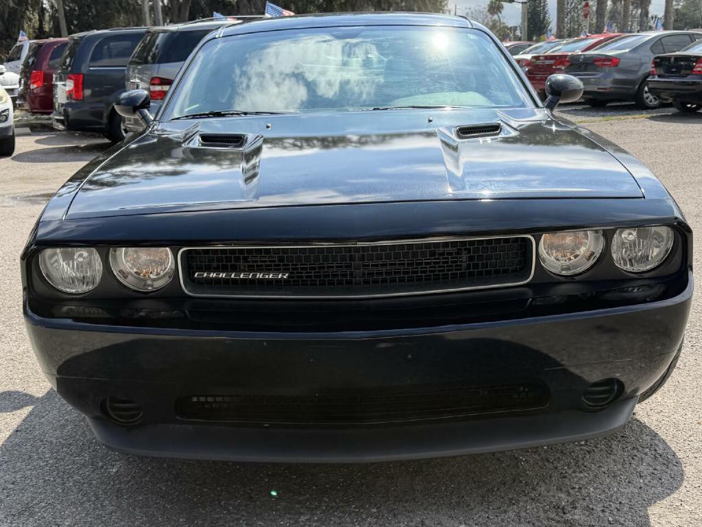 2013 Dodge Challenger Image 2