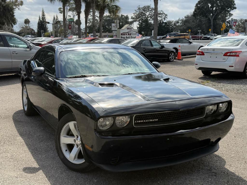 2013 Dodge Challenger Image 3