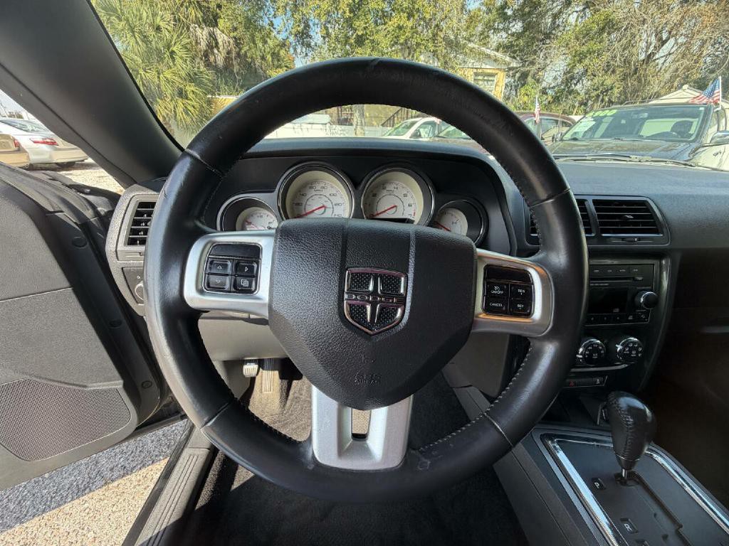 2013 Dodge Challenger Image 40