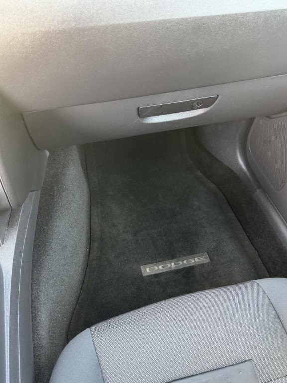 2013 Dodge Challenger Image 48