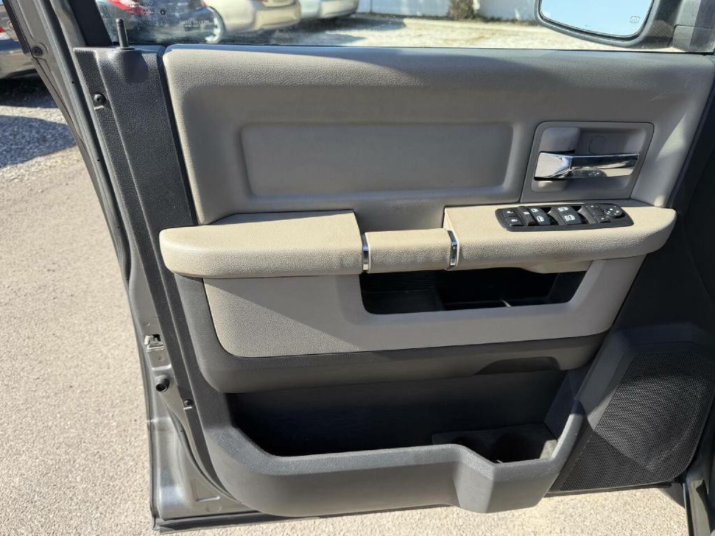 2012 RAM 1500 Image 16