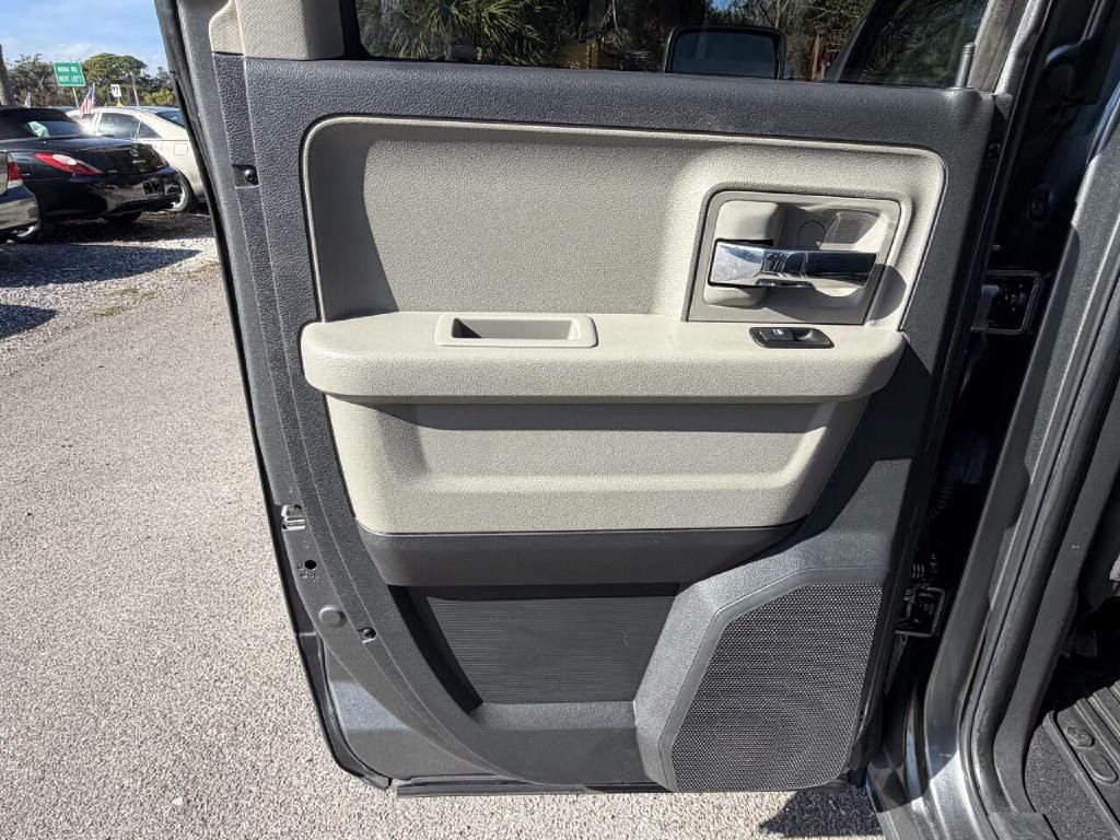 2012 RAM 1500 Image 25