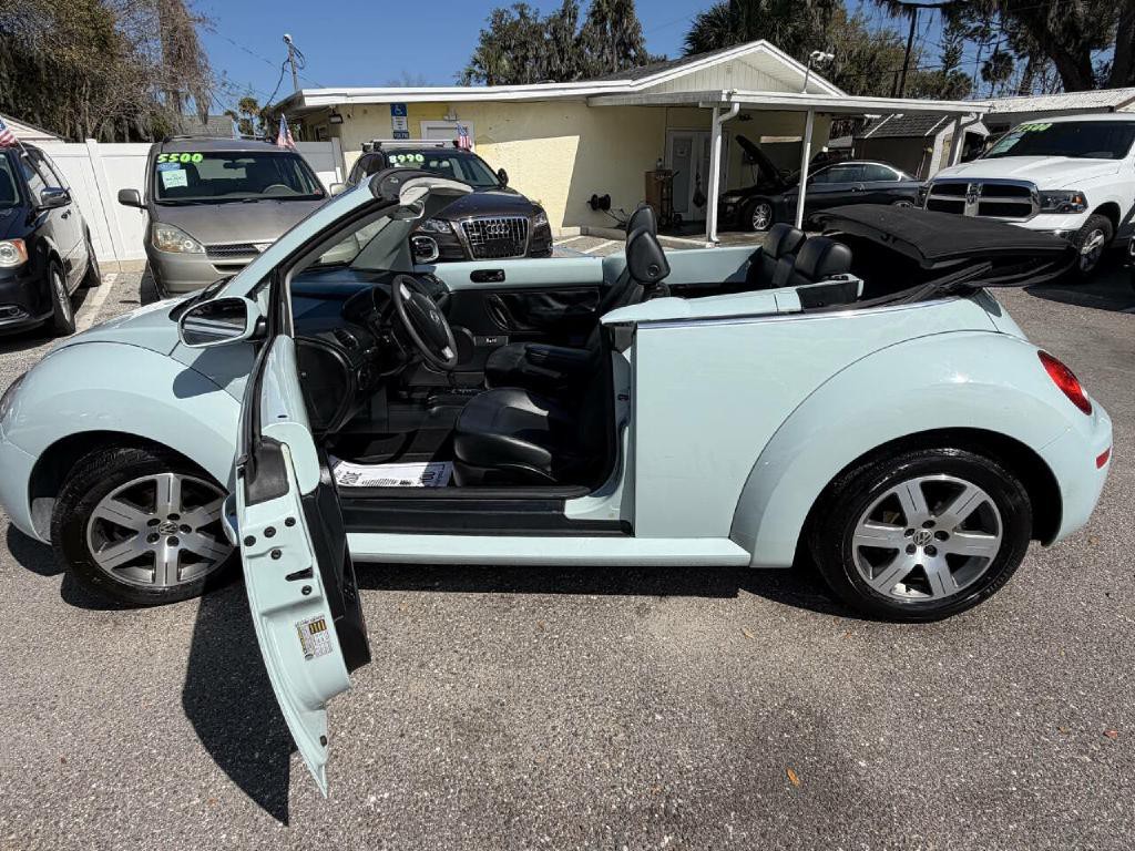 2006 Volkswagen Beetle Image 14