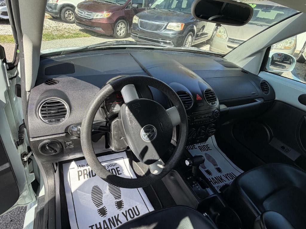 2006 Volkswagen Beetle Image 26