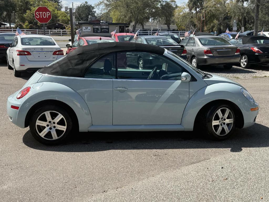 2006 Volkswagen Beetle Image 27