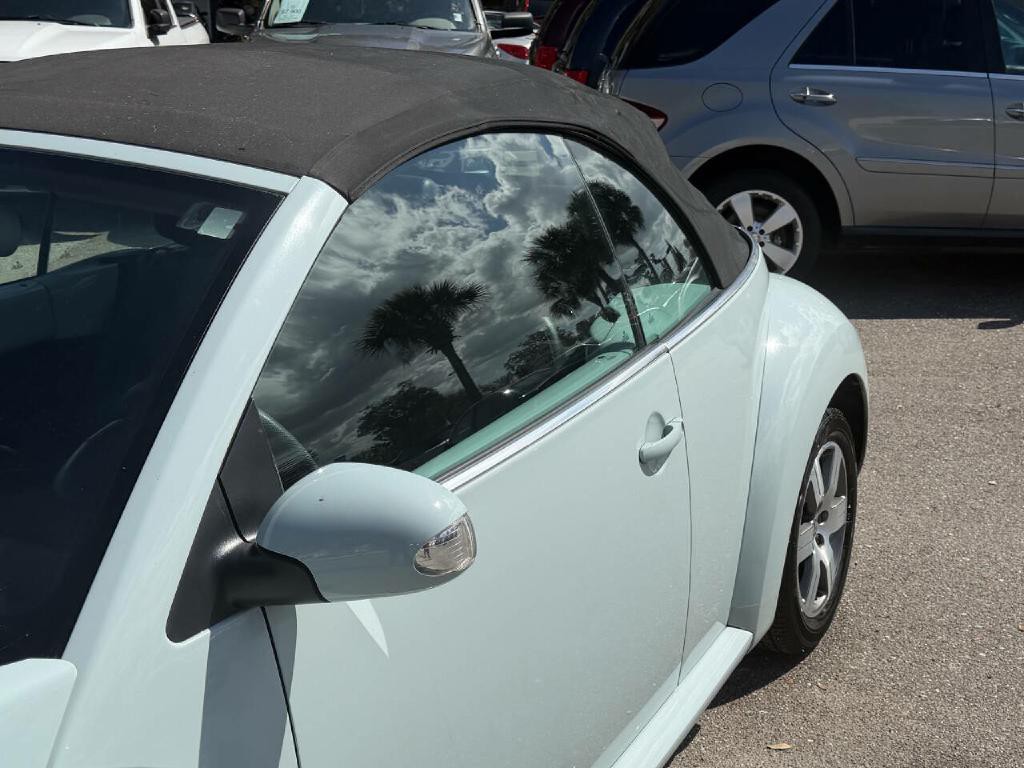 2006 Volkswagen Beetle Image 29