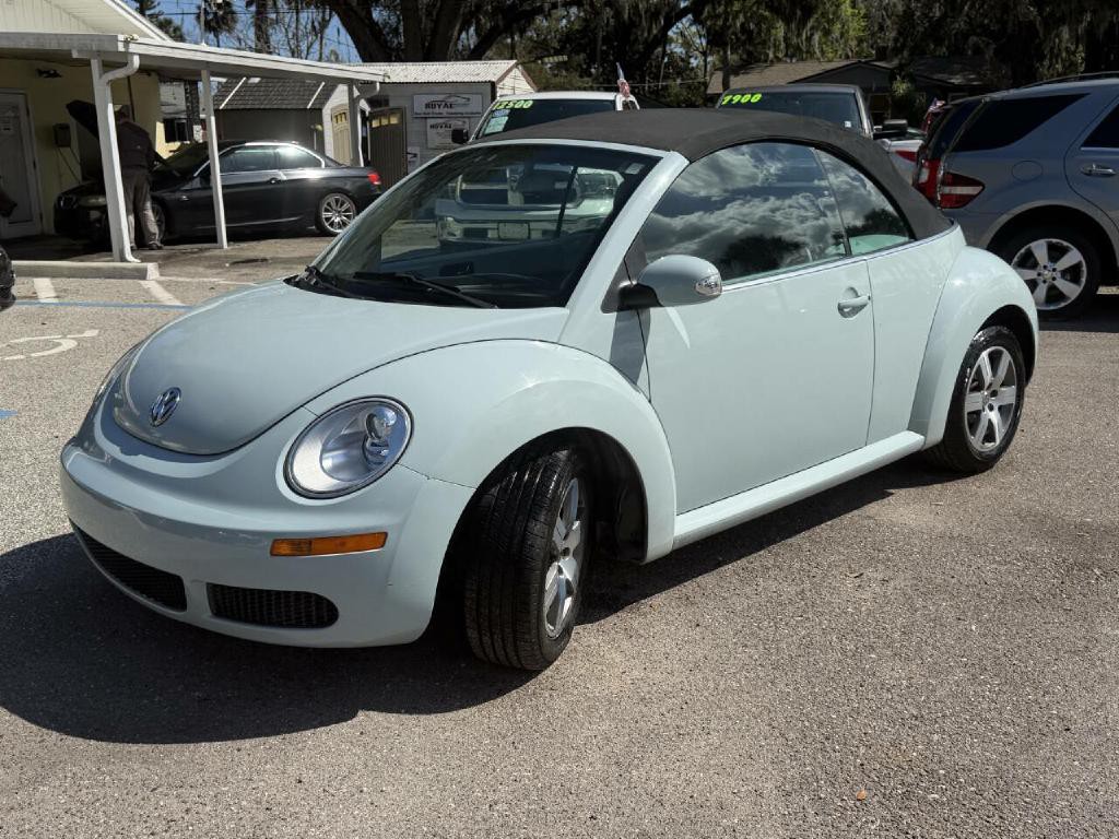 2006 Volkswagen Beetle Image 30
