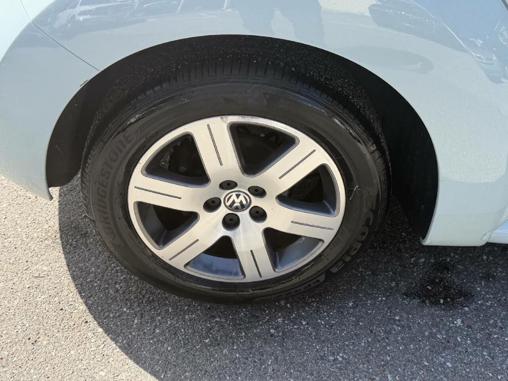 2006 Volkswagen Beetle Image 37