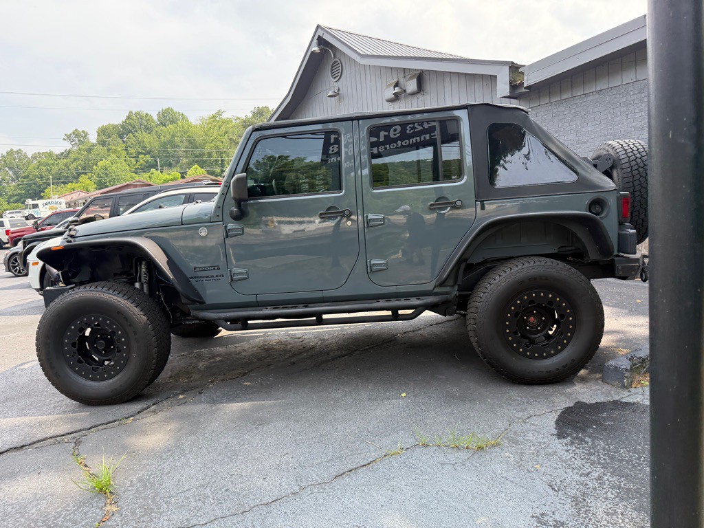 2015 Jeep Wrangler Unlimited Image 135