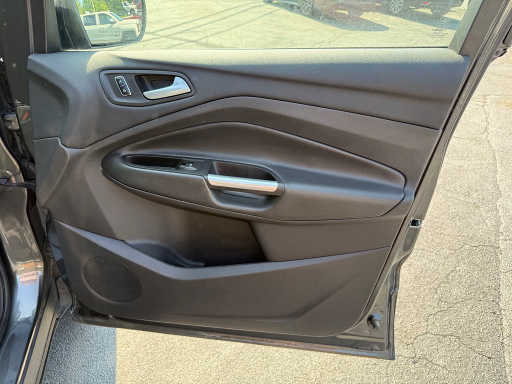 2015 Ford Escape Image 56