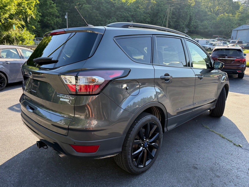 2017 Ford Escape Image 3