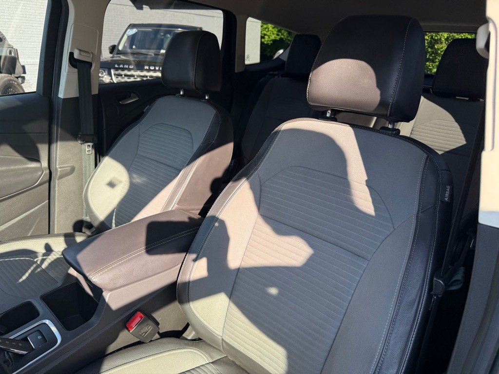 2017 Ford Escape Image 46