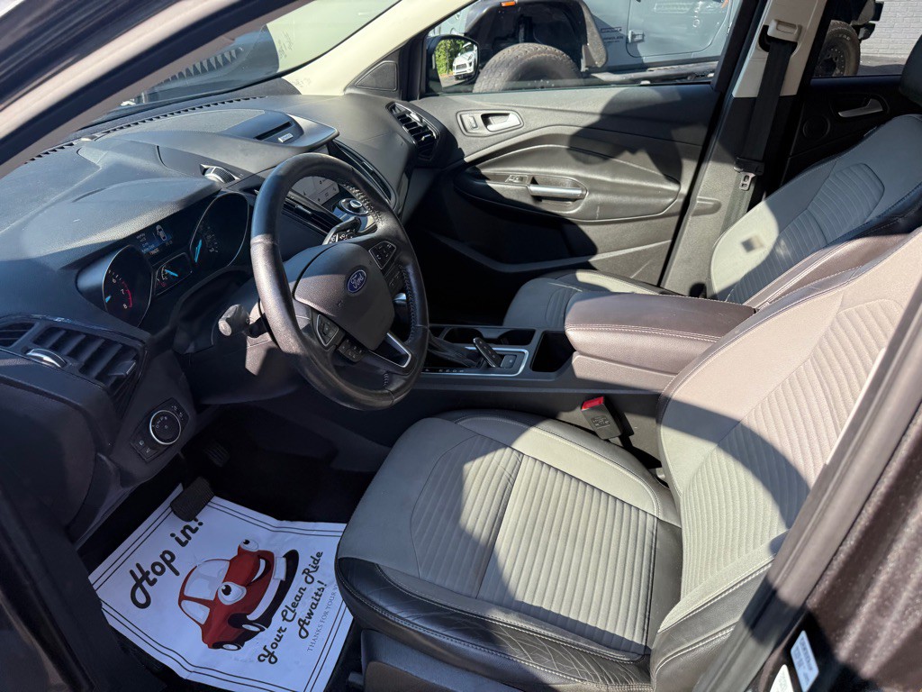 2017 Ford Escape Image 48
