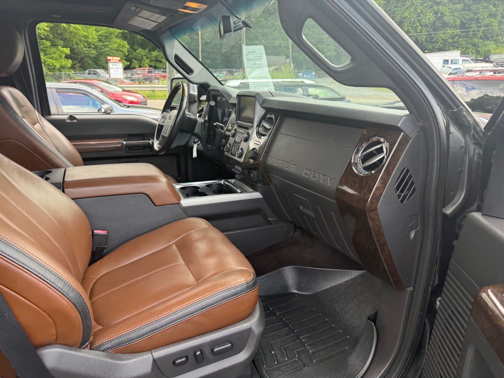 2015 Ford F-250 Image 57