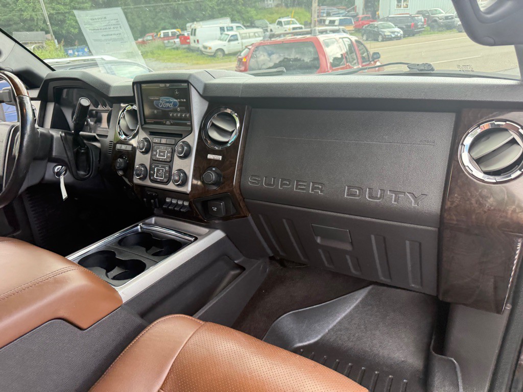 2015 Ford F-250 Image 59