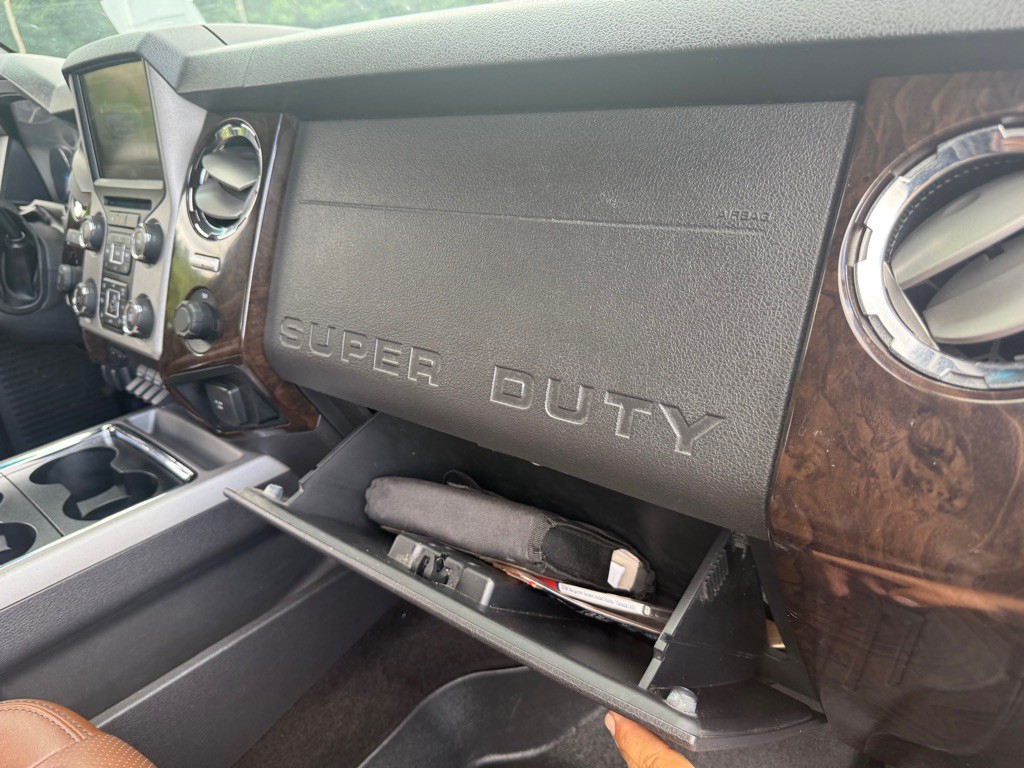 2015 Ford F-250 Image 61