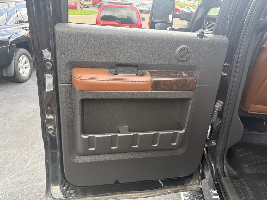 2015 Ford F-250 Image 64