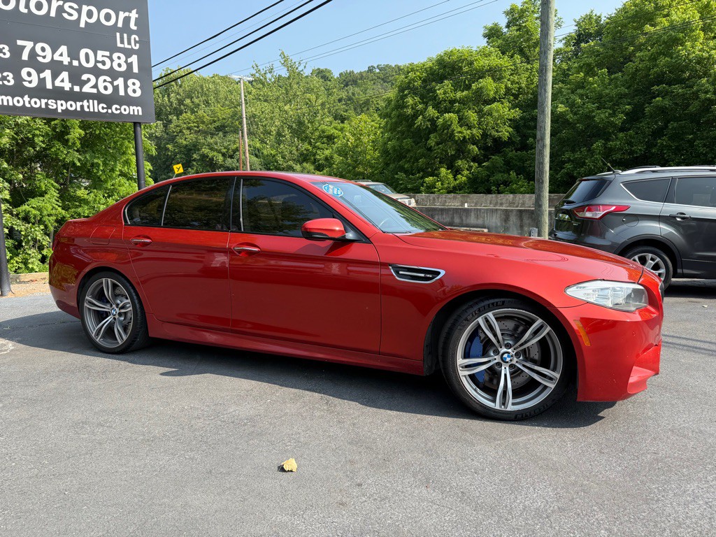 2013 BMW M5 Image 18