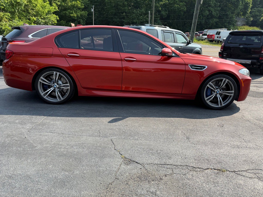 2013 BMW M5 Image 38