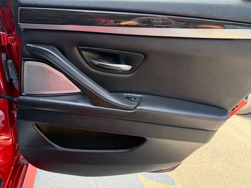 2013 BMW M5 Image 70
